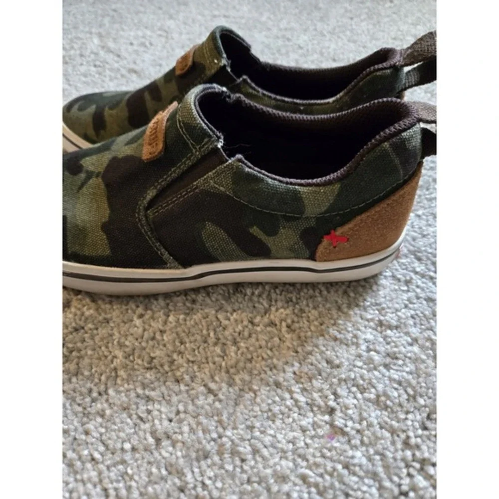 XTRATUF Womens Canvas Sharkbyte‎ Deck Shoe Camo SZ 7 XSB-CAM